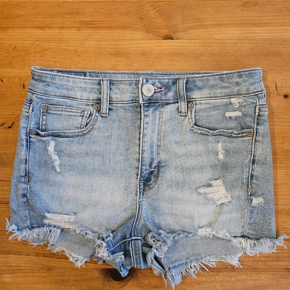 American Eagle Next Leve Stretch Distressed Shorts, Size 6